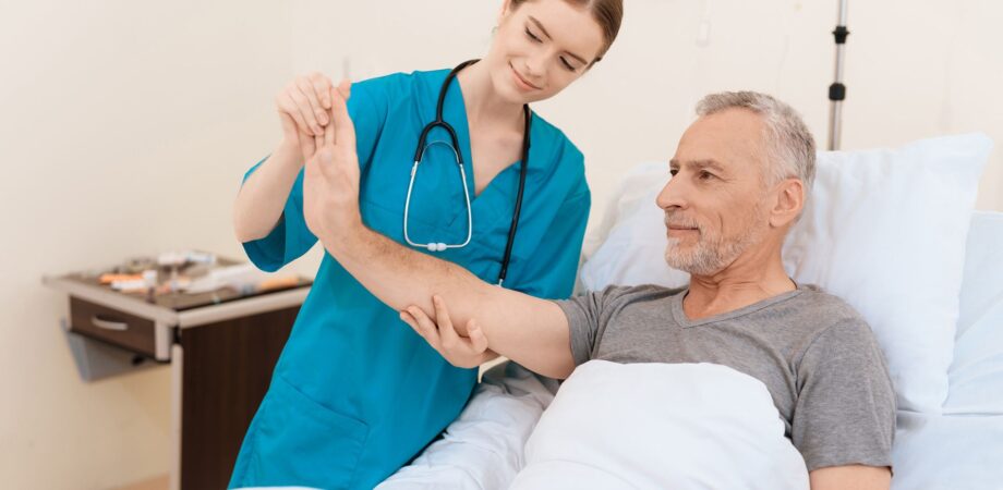 What are the advantages of hypnotherapy sessions for bruxism